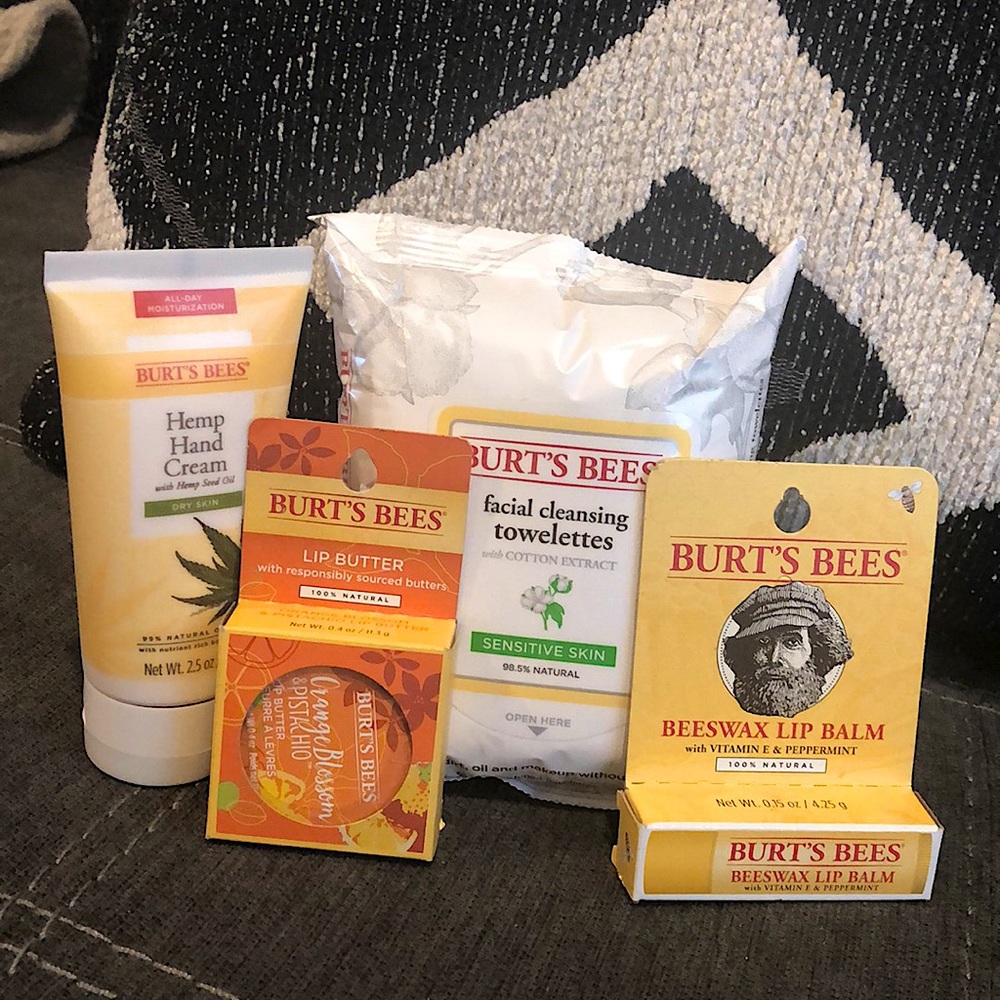 Burts Bees Clean Skincare Bundle - Picture 1 of 5